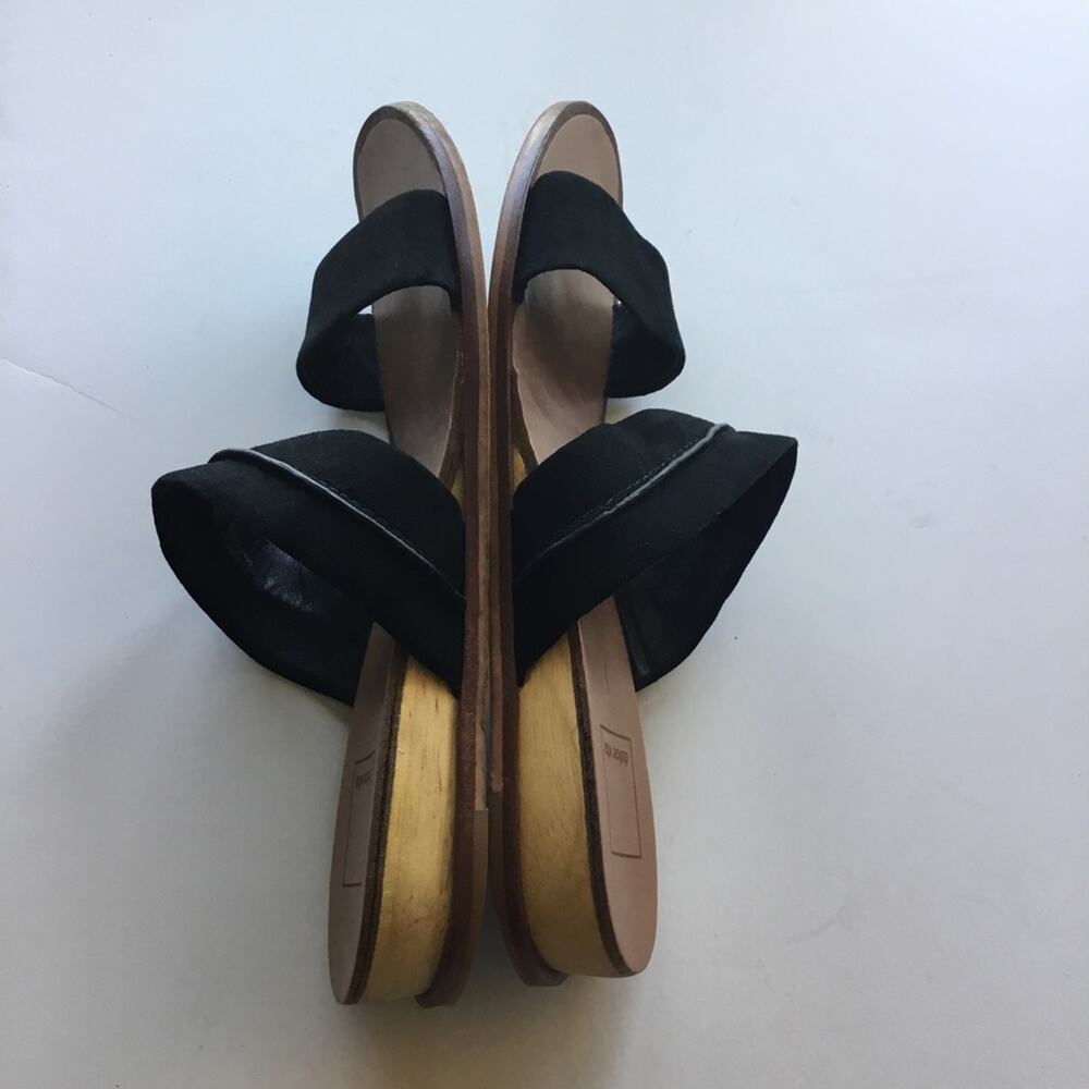 Dolce Vita Black Slip On Sandals - Picture 3 of 5